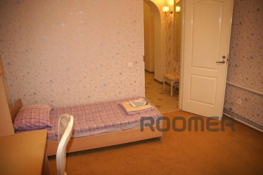 Шикарная 3-комнатна в самом центре !, Волгоград - квартира посуточно