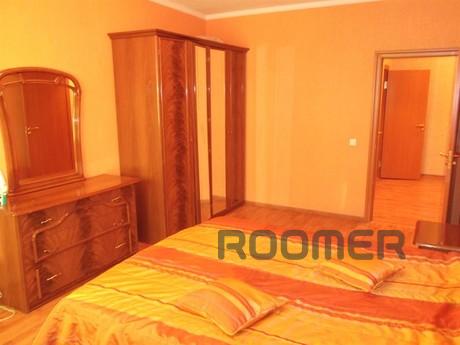 Warm one bedroom apartment 68 squares for rent in the center