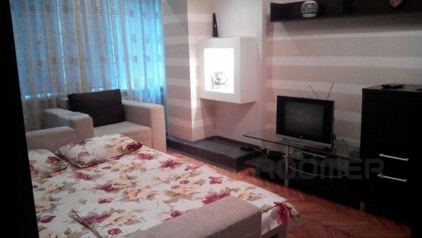 Rent 1-bedroom on Lipkovsky Str, Kyiv - apartment by the day