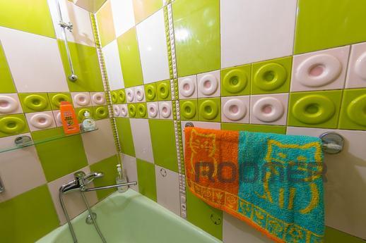 In the center of Rostov 3-room apartment, Rostov-on-Don - apartment by the day