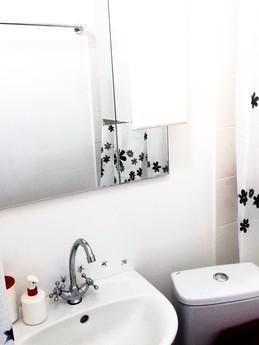 Comfortable room studio in the center, Краснодар - квартира подобово