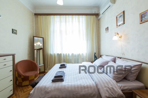 2 bedroom apartment for rent, Moscow - apartment by the day