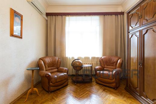 2 bedroom apartment for rent, Moscow - apartment by the day