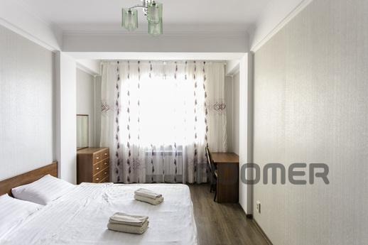 Apartment in the center, Almaty - apartment by the day