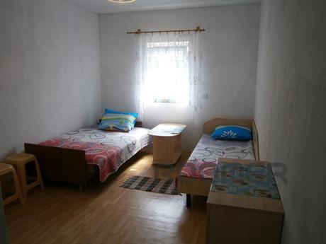 Відпочинок сімейний біля Чорного моря, Кароліно-Бугаз - квартира подобово