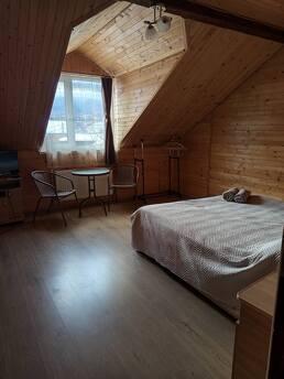 Cottage near the center, Yaremcha - apartment by the day