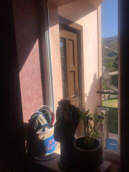 Cottage near the center, Yaremcha - apartment by the day