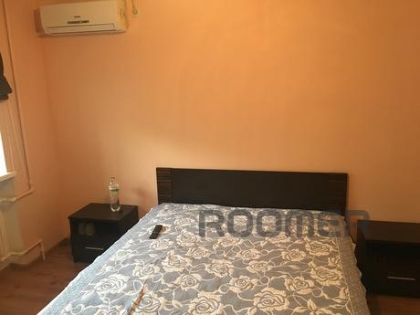 Rent a 2-room apartment, Chernomorsk (Illichivsk) - apartment by the day