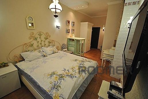 For rent in the center, in a new house, Odessa - apartment by the day