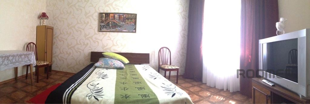 Rent 2-bedroom apartment, 10 minutes from the sea, 20 minute