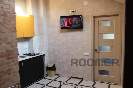 I rent a new apartment, Odessa - apartment by the day