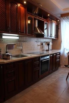 2-bedroom apartment in a new house, Odessa - apartment by the day