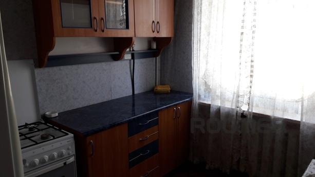 Own 2-bedroom apartment near the sea, Chernomorsk (Illichivsk) - apartment by the day
