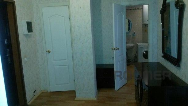 2-комнатная квартира  на Родниковой 76, Ижевск - квартира посуточно