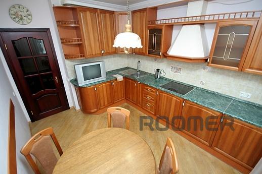 Rent apartment, proprietress, Yekaterinburg - apartment by the day