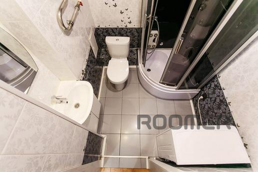 Rent apartments, proprietress! Renovated, near shopping cent