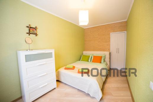 Уютная чистая 2- комнатная квартира с большой кроватью в сам