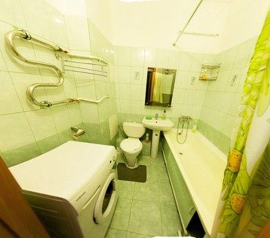 Однокомнатная чистая квартира в центре, Тюмень - квартира посуточно