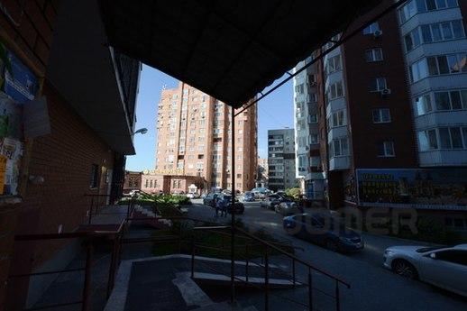 Однокомнатная студия в центре, Тюмень - квартира посуточно