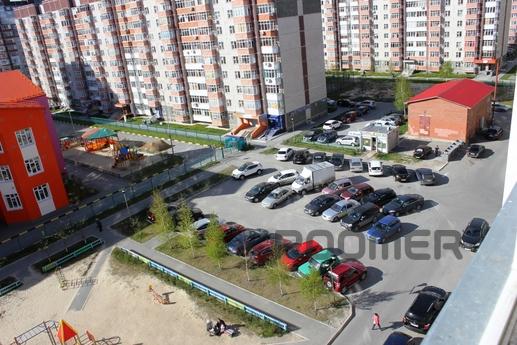 Bedroom large bright apartment, Тюмень - квартира подобово