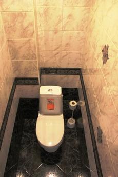 Bedroom large bright apartment, Тюмень - квартира подобово