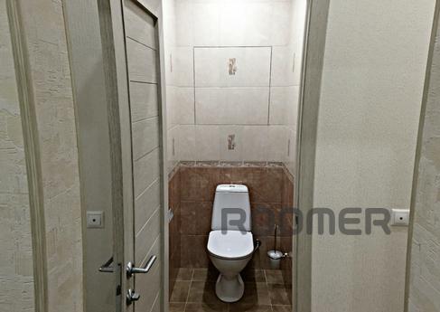 One bedroom apartment near the hospital, Kemerovo - apartment by the day