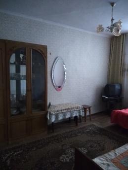 One-bedroom apartment near the station., Odessa - apartment by the day