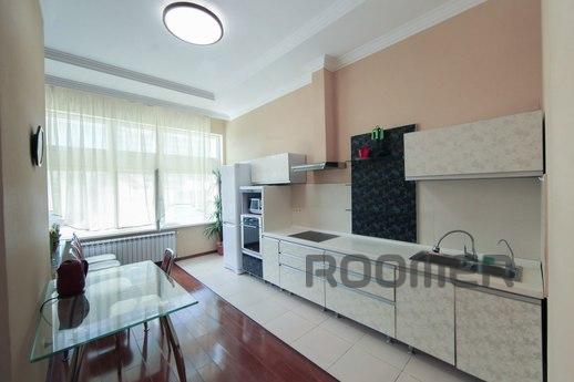 2 bedroom apartment on Kunaeva 12/2, Astana - apartment by the day