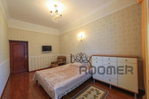 2 bedroom apartment on Kunaeva 12/2, Astana - apartment by the day