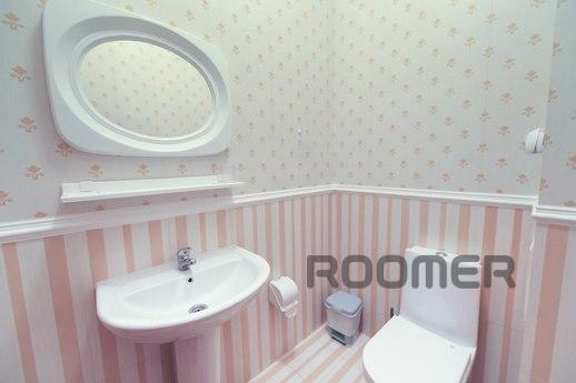 2 bedroom apartment on Kunaeva 12/2, Astana - apartment by the day