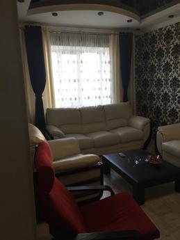 2 bedroom apartment for rent, Шимкент - квартира подобово