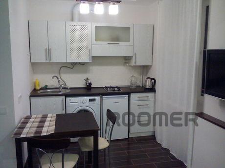 Bright and spacious apartment, Kherson - apartment by the day
