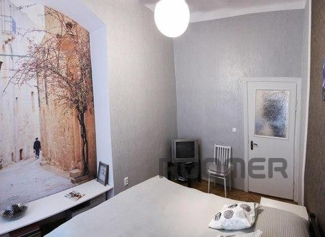 2 bedroom apartment near the center, Lviv - apartment by the day