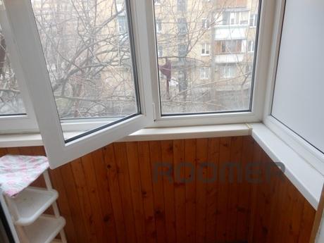1 комнатная квартира метро Дарница, Киев - квартира посуточно