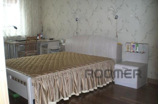 RENT at night, hours, days. Rent a cozy apartment near the m