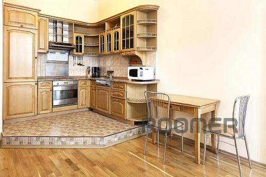 For 1-to apartment in the center of Yekaterinburg, near the 