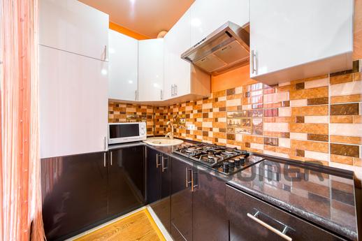 Cozy studio with separate bedroom, Sochi - apartment by the day