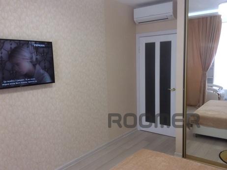 Arcadia, new building, renovation, Odessa - apartment by the day