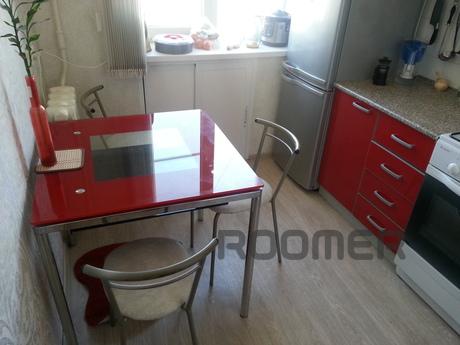 Чистая, уютная квартира, не накурено, только после ремонта.
