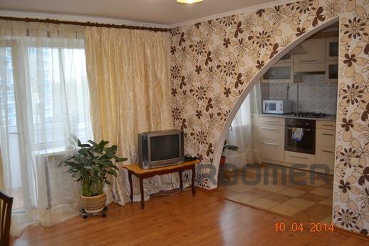 Rent daily (hourly) excellent apartment on the left bank. Th