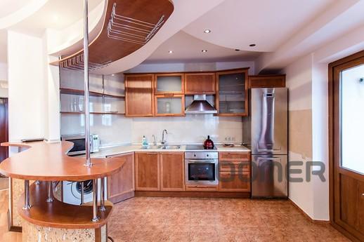2 bedroom luxury apartment New Square, Алмати - квартира подобово