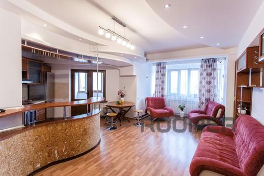 In the heart of Almaty! In New Square in 16-storey residenti
