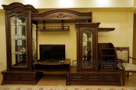 Lovely apartment in the heart of Almaty, Алмати - квартира подобово