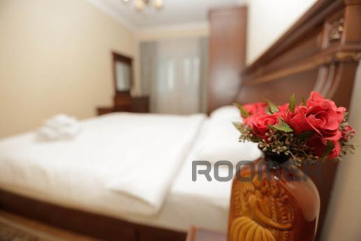 Lovely apartment in the heart of Almaty, Алмати - квартира подобово
