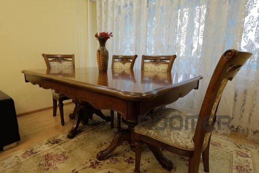 Lovely apartment in the heart of Almaty, Алмати - квартира подобово
