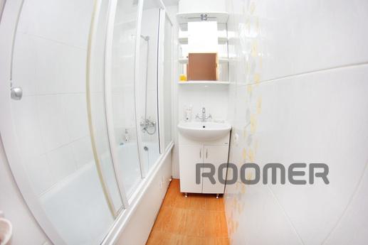 Bright apartment in the heart of Almaty, Алмати - квартира подобово