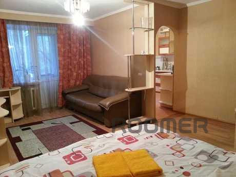 Odnakomnatnaya rent apartment in the center of the city. 3 b