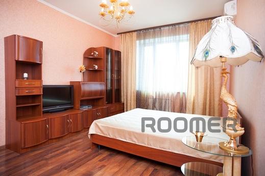 The apartment is located a 10-minute walk from the station. 