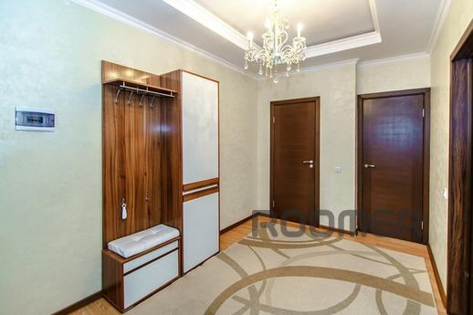 Large two-bedroom apartment, Astana - apartment by the day