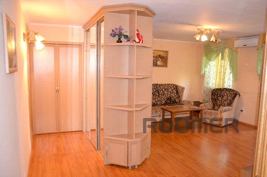 Apartment 214 for rent in Kherson, Kherson - apartment by the day